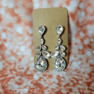 Sparkley chandelier drop earrings